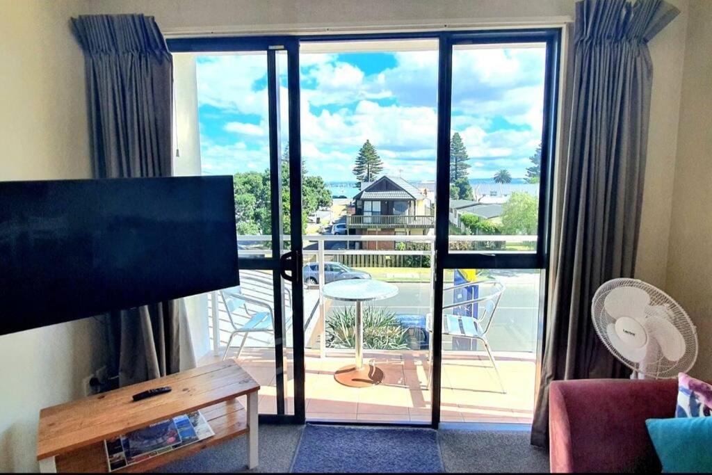 Fabulous Apartment In The Atrium, Mt Maunganui Маунт Маунгануи Екстериор снимка